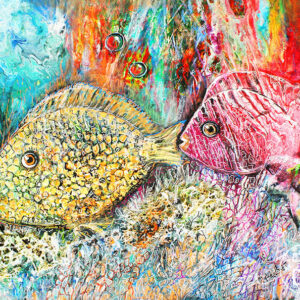 Peinture acrylique sur toile de deux poissons, un jaune, l'autre rose, dans un record marin abstrait et texturé de bleu, de rouge, d'oranger, de vert, de jaune, de bulles et d'algues.